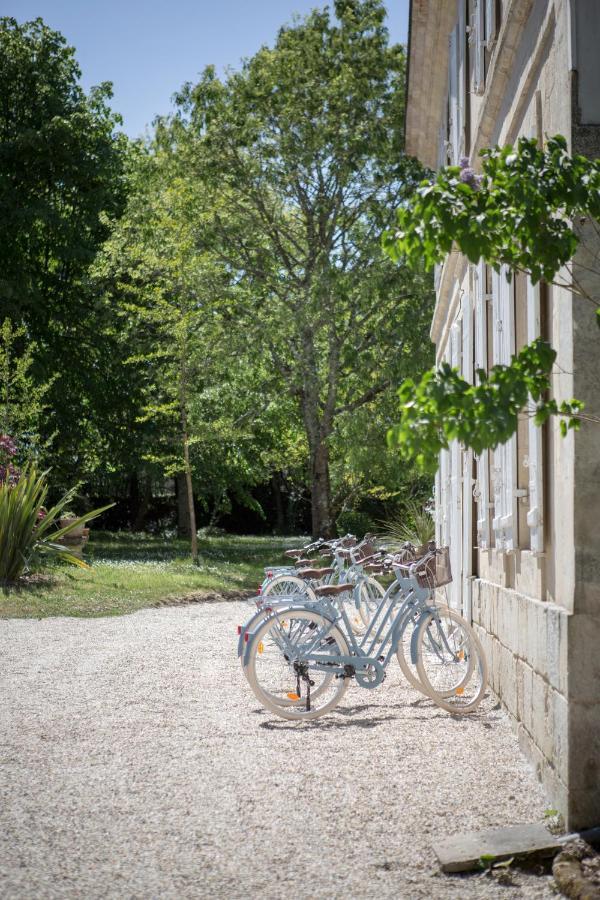 Le Château Réal Saint-Seurin-de-Cadourne Exterior foto