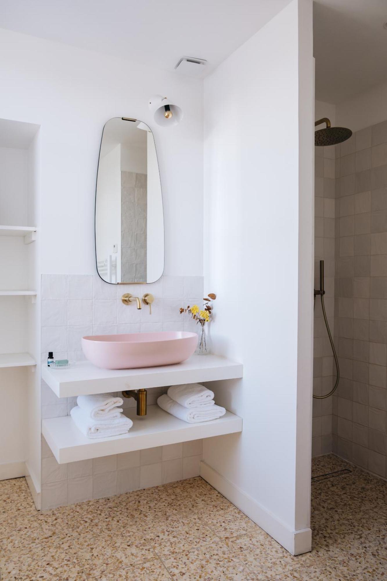 Le Château Réal Saint-Seurin-de-Cadourne Habitación foto