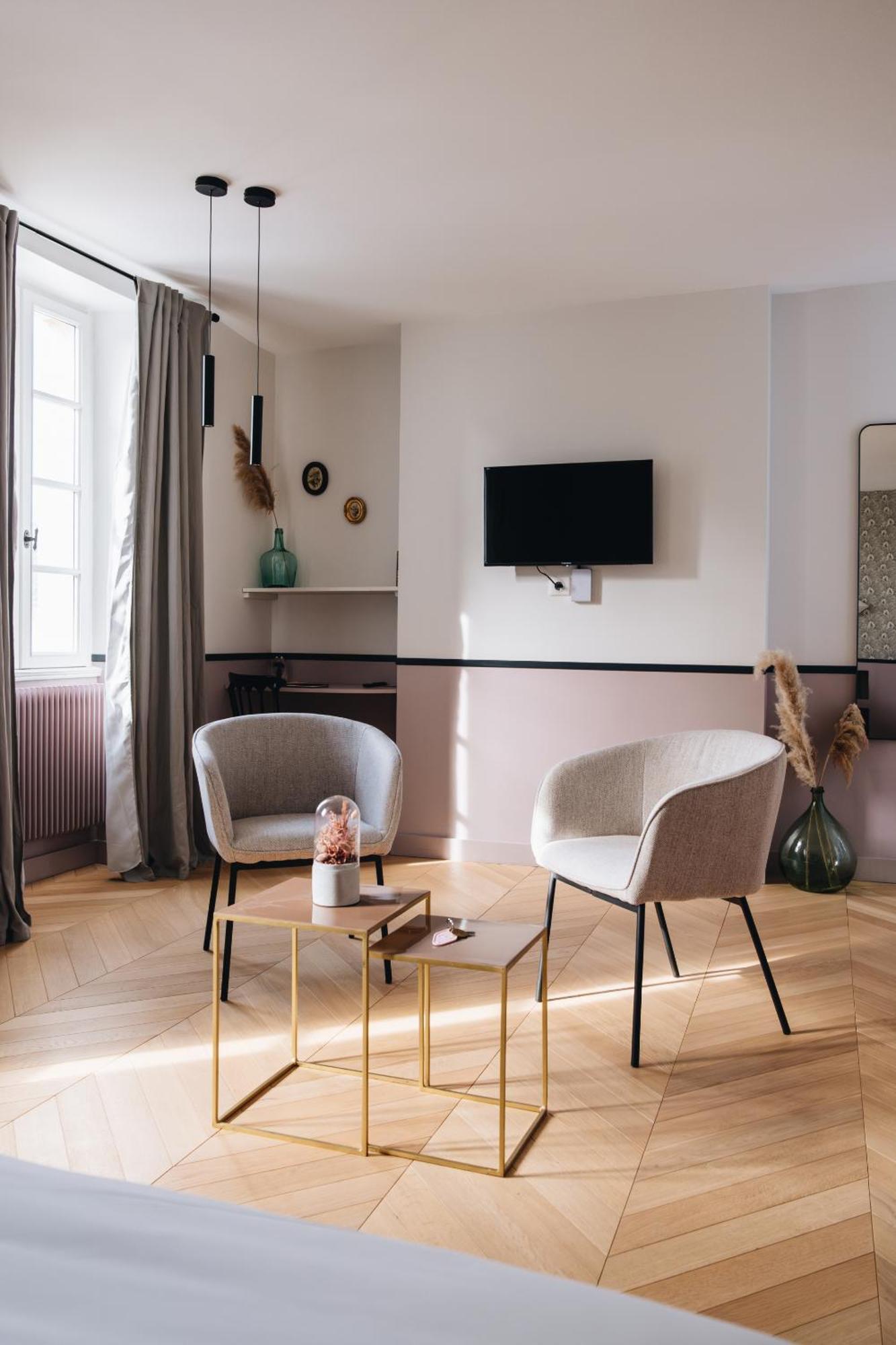 Le Château Réal Saint-Seurin-de-Cadourne Habitación foto