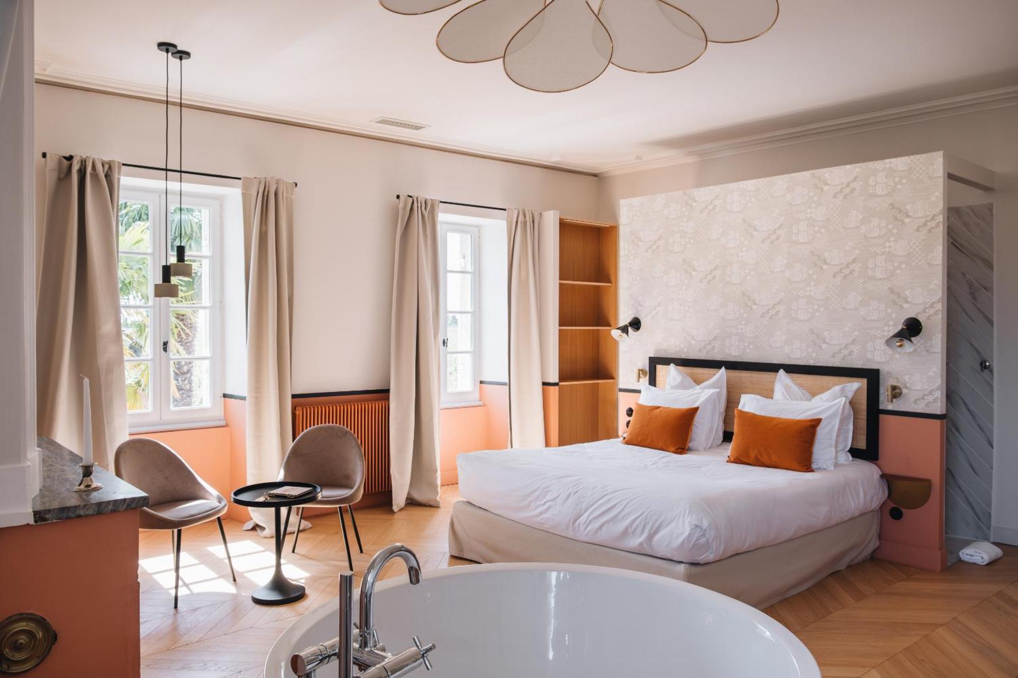 Le Château Réal Saint-Seurin-de-Cadourne Habitación foto