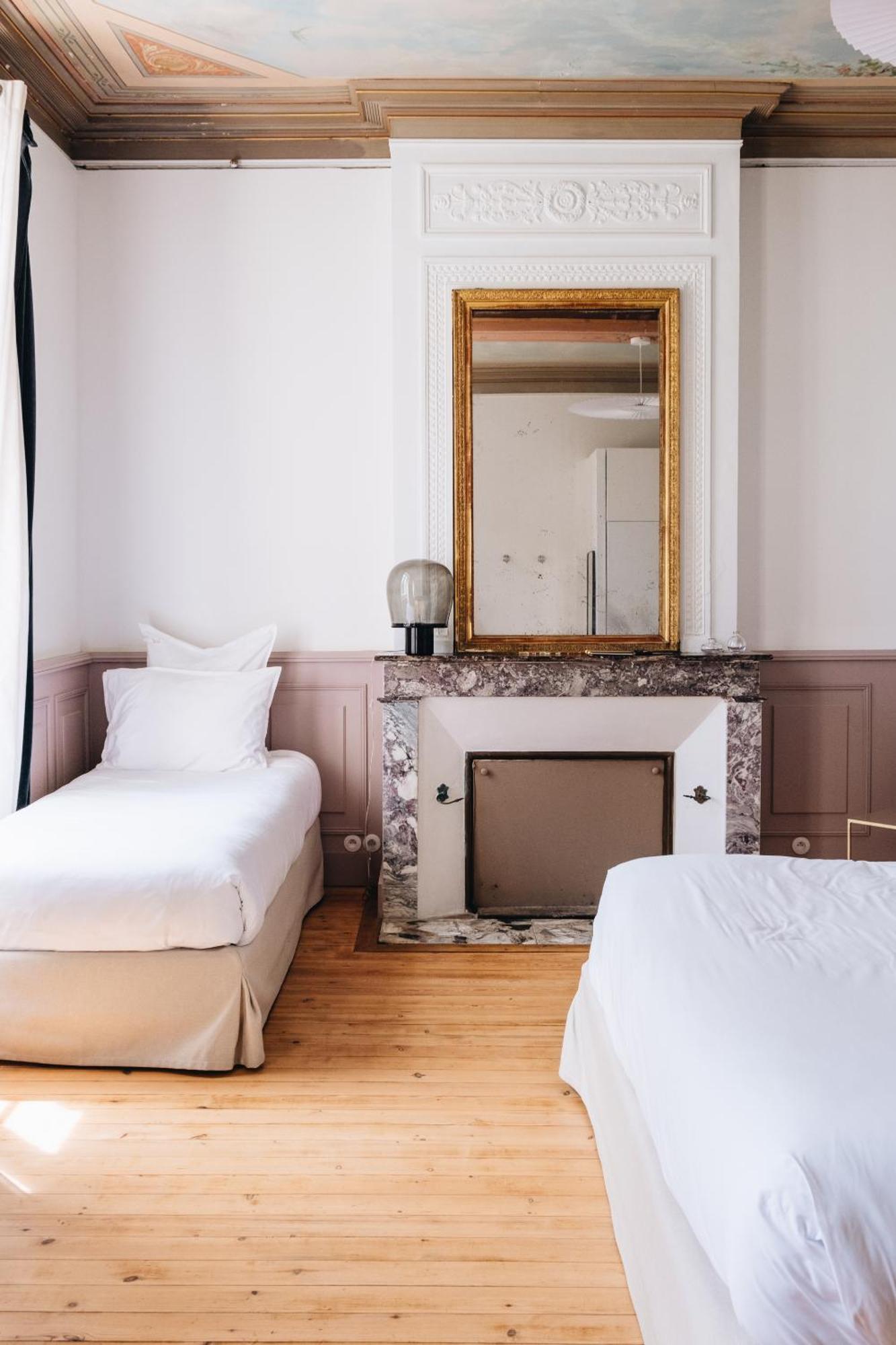 Le Château Réal Saint-Seurin-de-Cadourne Habitación foto