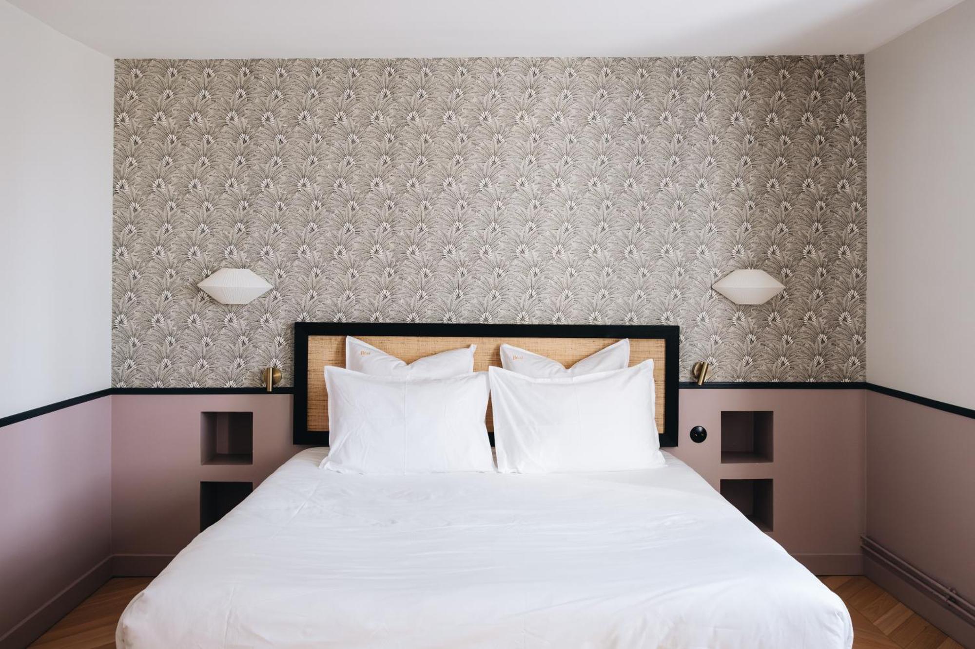 Le Château Réal Saint-Seurin-de-Cadourne Habitación foto